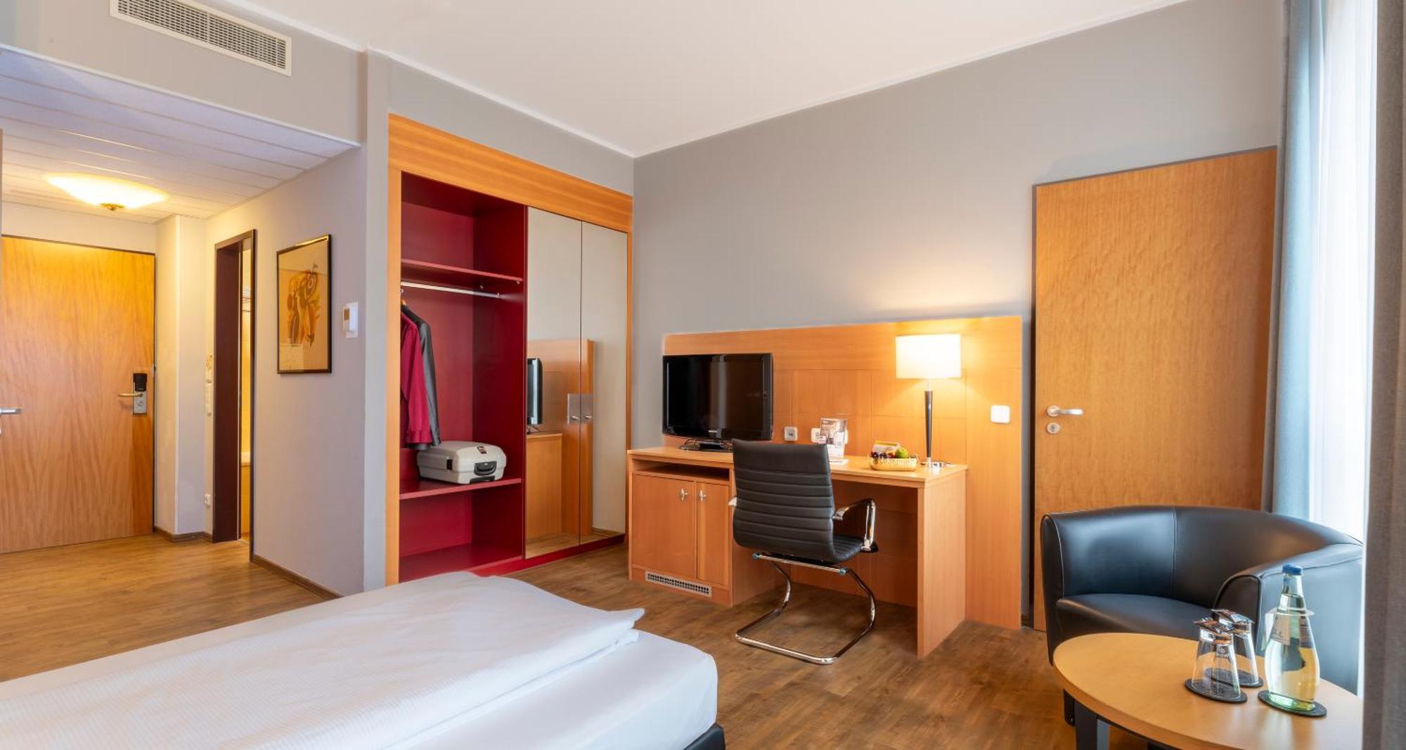 Plaza Premium Koeln Hotel Luaran gambar