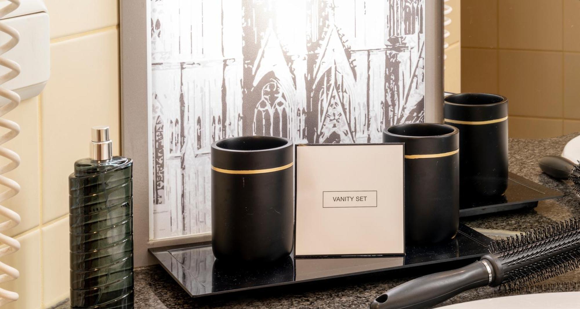 Plaza Premium Koeln Hotel Luaran gambar