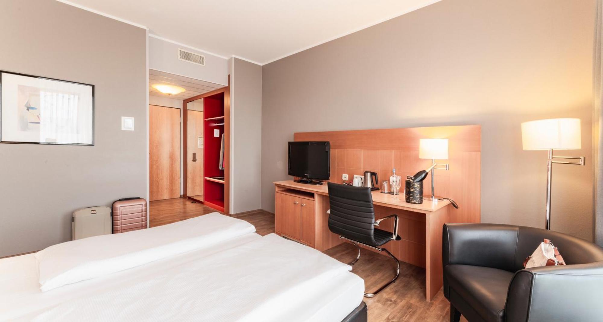 Plaza Premium Koeln Hotel Luaran gambar